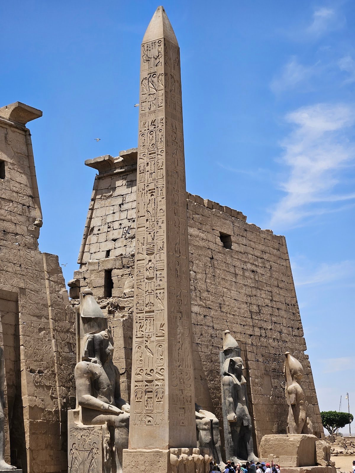 2-Days Guided Luxor Trip with Hotel & Transfers